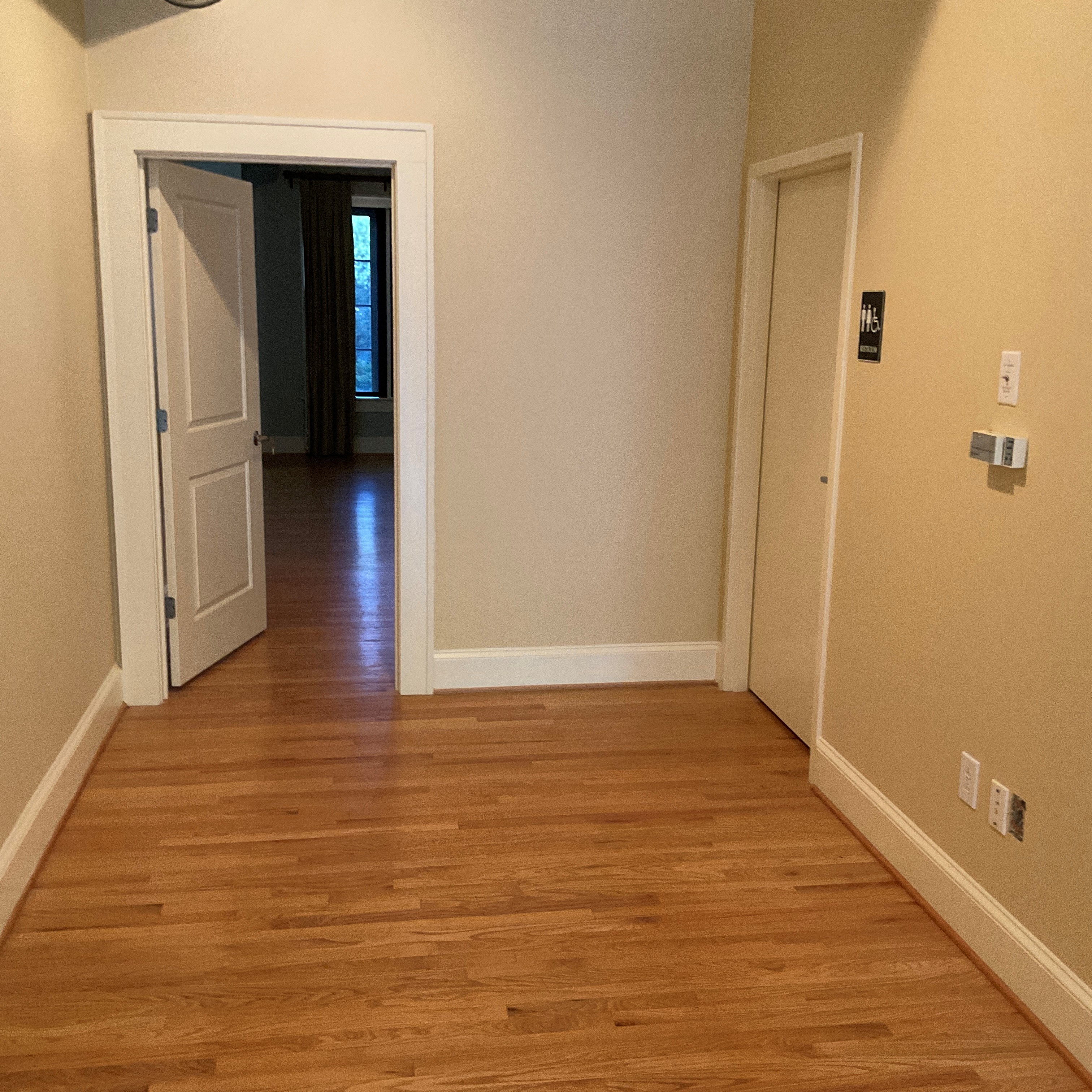 Office Space - 1338 Harding Place — aerial